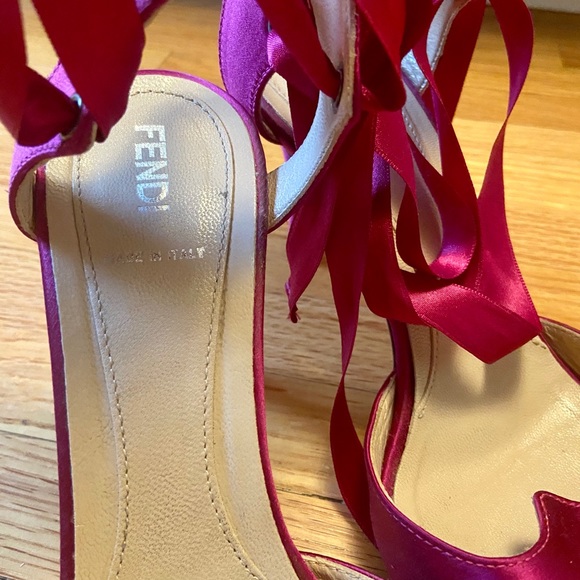 Fendi sandals worn once - Picture 4 of 6